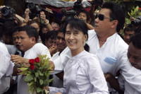 [Ảnh] Cuộc đời trầm luân của nhà lãnh đạo Myanmar Aung San Suu Kyi 