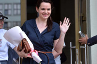 [Ảnh] Svetlana Tikhanovskaya - từ ‘bà nội trợ’ trở thành thủ lĩnh phong trào biểu tình ở Belarus