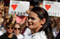 [Ảnh] Svetlana Tikhanovskaya - từ ‘bà nội trợ’ trở thành thủ lĩnh phong trào biểu tình ở Belarus