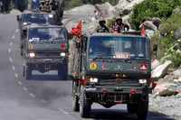 [Ảnh] Thế giới bất an khi căng thẳng ở “tam giác hạt nhân” châu Á leo thang