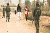 [Ảnh] Khóa huấn luyện cảnh sát đặc biệt ở biên giới Ấn Độ