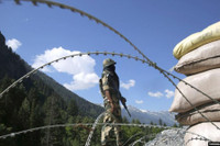 [Ảnh] Khóa huấn luyện cảnh sát đặc biệt ở biên giới Ấn Độ