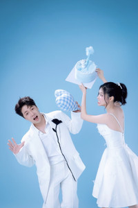 Gia đình Đăng Khôi – Thuỷ Anh ngọt ngào trong bộ ảnh mừng sinh nhật 