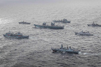 [ẢNH] Anh - Mỹ hợp lực thành một nhóm tác chiến tàu sân bay chung