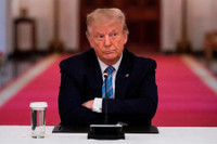 Cựu Đệ nhất phu nhân Melania Trump công khai tài chính, thu nhập 6 con số