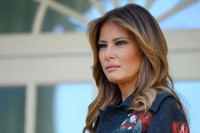 Cựu Đệ nhất phu nhân Melania Trump công khai tài chính, thu nhập 6 con số