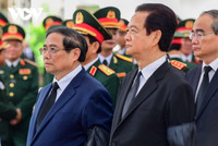 Đoàn Chính phủ viếng Tổng Bí thư Nguyễn Phú Trọng
