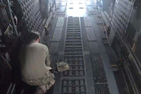 [Ảnh] Cận cảnh binh sĩ Mỹ huấn luyện chiến đấu tại khu vực Bắc Cực 