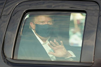 Những điều ít biết về “cha đẻ” Regeneron, thuốc thử nghiệm chữa Covid-19 cho Tổng thống Trump