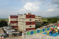 Hình ảnh mới nhất vụ Venezuela trấn áp băng đảng biến nhà tù thành tụ điểm ăn chơi