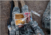 Những khẩu phần ăn dã chiến đầy thú vị của binh sĩ trên thế giới