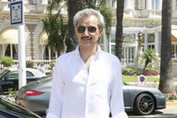 [Ảnh] Vì sao “Cung điện bay” của cựu Tổng thống Libya Gadhafi “mắc kẹt” ở Pháp?