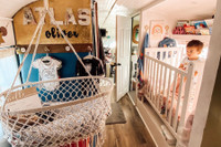 [ẢNH] Cận cảnh căn nhà di động đặc biệt trên xe buýt của cặp vợ chồng Mỹ