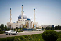 Đất nước 'ít người đến thăm nhất thế giới' nói không với internet và… ô tô bẩn 