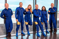 [Ảnh] Tỷ phú Anh Richard Branson dẫn đầu “bộ tam quyền lực”, mở màn du lịch vũ trụ