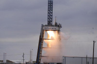 [Ảnh] Tỷ phú Anh Richard Branson dẫn đầu “bộ tam quyền lực”, mở màn du lịch vũ trụ