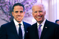 [Ảnh] Cháu gái Finnegan - “vũ khí bí mật” của ông Joe Biden