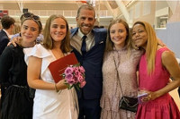 [Ảnh] Cháu gái Finnegan - “vũ khí bí mật” của ông Joe Biden