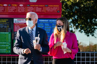 [Ảnh] Cháu gái Finnegan - “vũ khí bí mật” của ông Joe Biden