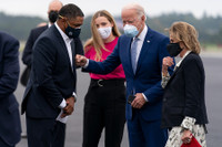 [Ảnh] Cháu gái Finnegan - “vũ khí bí mật” của ông Joe Biden