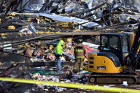 Hình ảnh ‘lốc xoáy thế kỷ’ tàn phá nước Mỹ khiến hơn 80 người thiệt mạng