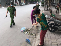 Không để vì dịch bệnh phức tạp mà lấn chiếm, gây lộn xộn vỉa hè, lòng đường