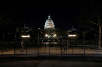 [Ảnh] Tòa nhà Quốc hội Mỹ “sốc lại” an ninh thế nào trước lễ nhậm chức?