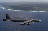 B-52 Mỹ quần thảo ở châu Âu nhằm gửi thông điệp gì tới Nga?