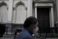 Phương Tây lo Nga vỡ nợ, nguy cơ đến đâu?