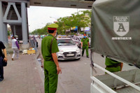 [ẢNH] Một ngày 'ướt sũng mồ hôi' khi làm nhiệm vụ của Cảnh sát Trật tự (113)