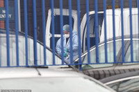 [Ảnh] Cảnh sát London bị sát hại ngay trong trại giam