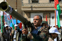 Vì sao tàu chở dầu cho Ấn Độ đi qua Biển Đỏ vẫn an toàn?