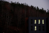 Kỳ quặc: Tự nguyện trả tiền để ‘được’ sống thử cảnh tù tội