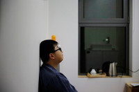 Kỳ quặc: Tự nguyện trả tiền để ‘được’ sống thử cảnh tù tội