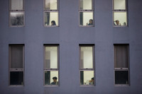 Kỳ quặc: Tự nguyện trả tiền để ‘được’ sống thử cảnh tù tội