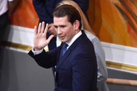 [Ảnh] 10 nhà lãnh đạo có mức thu nhập cao nhất thế giới