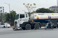 Điều tra vụ tai nạn giao thông khiến người phụ nữ đi xe đạp tử vong