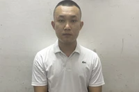 Mượn 'xế hộp' của người quen mang đi cầm cố 