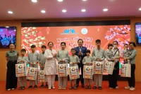 Mang không khí Tết đến với các bệnh nhân đang điều trị tại Bệnh viện đa khoa Xanh Pôn