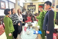 Khởi tố vợ chồng chủ hiệu vàng Kim Chung để điều tra tội 'Trốn thuế'