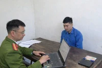 Khởi tố đối tượng chiếm đoạt hơn 5 tỷ đồng 'nướng' vào 'trò đỏ đen'