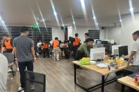 Đột kích nhiều 'hang ổ' của tội phạm người nước ngoài hoạt động lừa đảo