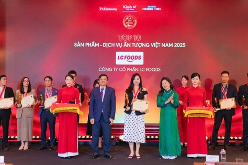 Xúc xích Việt làm từ cá phi lê lọt TOP sản phẩm ấn tượng 2025