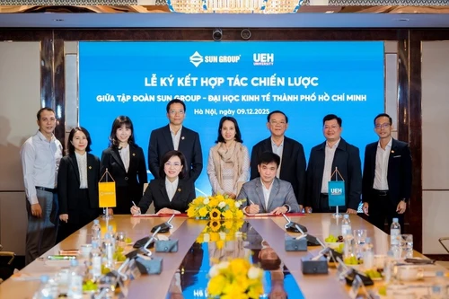 Sun Group bắt tay cùng Đại học Kinh tế TP.HCM phát triển nguồn nhân lực cho ngành dịch vụ - du lịch Việt Nam