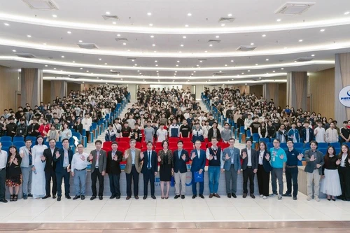 Nhà khoa học VinFuture: Đổi mới không phải 'khoảnh khắc Eureka', mà là hành trình không ngừng