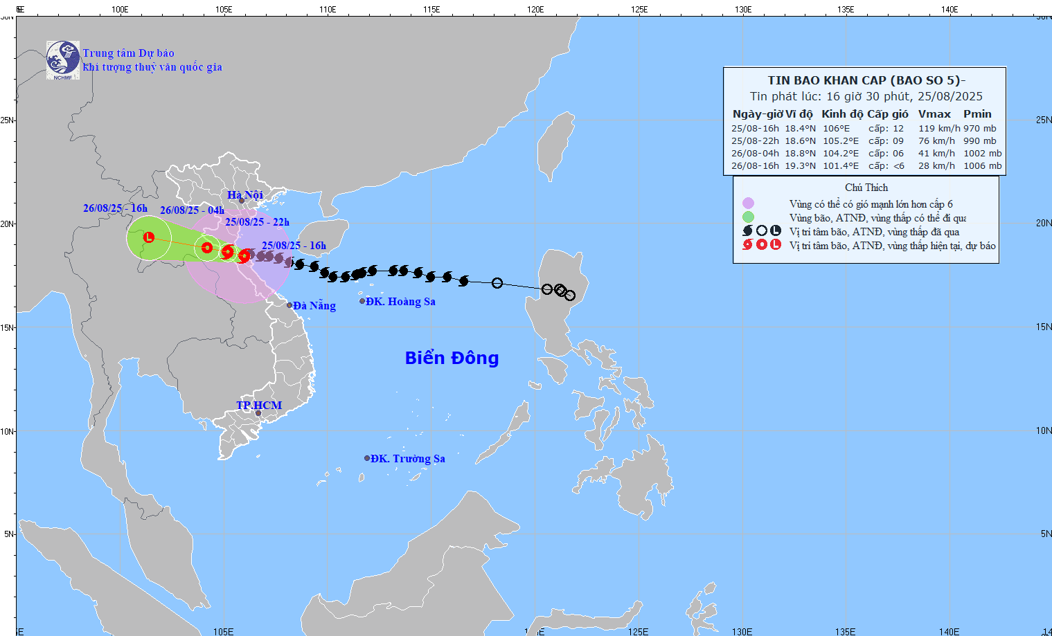 Bão số 5 trong suốt 3 tiếng qua gần như đứng yên tại chỗ