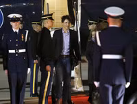 [Ảnh] Khi chuyên cơ chở nguyên thủ gặp 