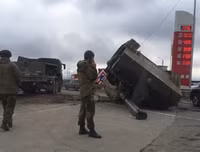 Lính Nga phải bồi thường 380.000 USD do để pháo tự hành rơi