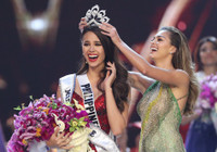 Những điều thú vị về Hoa hậu Hoàn vũ 2018 Catriona Gray (Philippines)