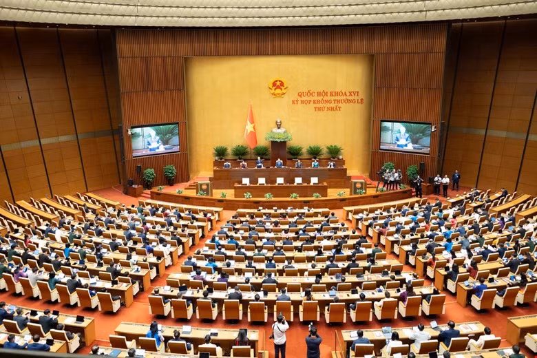 quang-canh-2.jpg